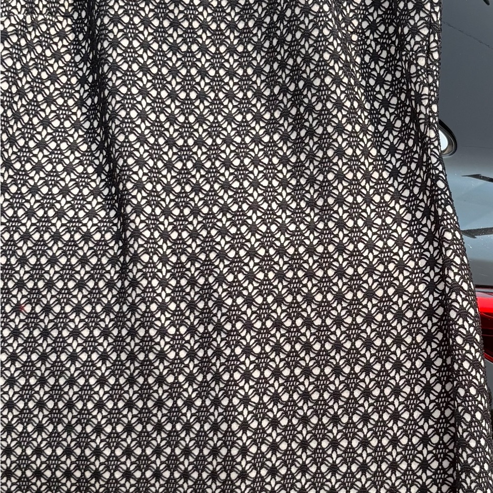 Black and White Geometric Patterned Skirt